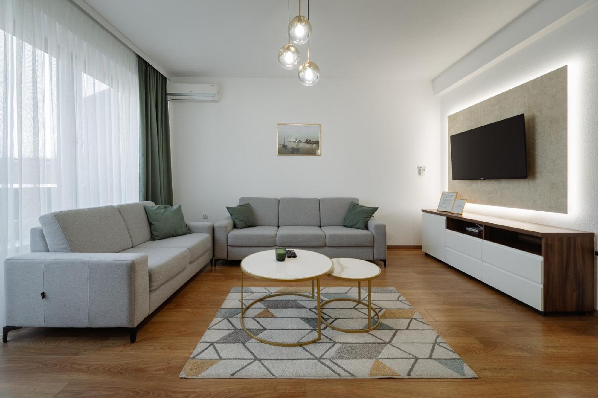 Apartman Square Trg Приедор Экстерьер фото