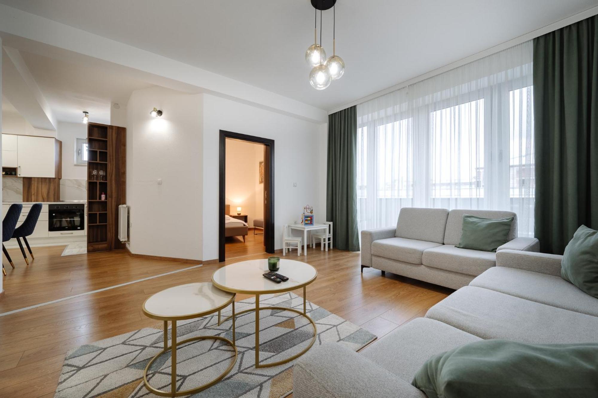 Apartman Square Trg Приедор Экстерьер фото